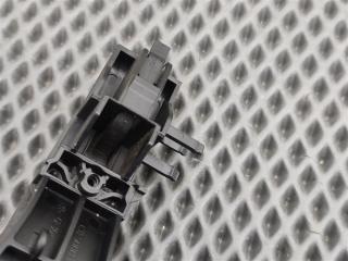 Ручка двери внешняя передняя левая Discovery 2006 L319 AJ41