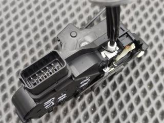 Замок двери задний правый Discovery 2006 L319 AJ41