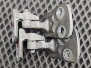 Петли дверные передние правые Discovery 2006 L319 AJ41