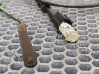 Датчик износа тормозных колодок задний Discovery 2006 L319 AJ41