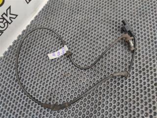 Датчик ABS задний Discovery 2006 L319 AJ41