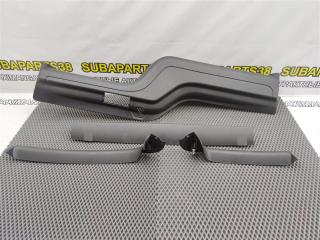 Запчасть обшивка двери багажника Land Rover Discovery 2006