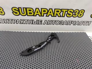 Запчасть кронштейн крепления бампера передний правый Toyota Prius 2006