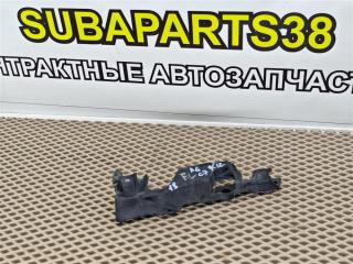 Запчасть кронштейн крепления бампера передний левый AUDI A6 2011