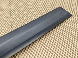 Молдинг лобового стекла передний левый Discovery 2006 L319 AJ41