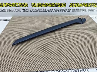 Молдинг лобового стекла передний правый Land Rover Discovery 2006