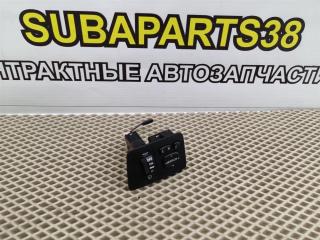 Запчасть кнопка Toyota Voltz 2002