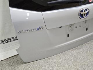 Дверь пятая Prius Alpha 2013 ZVW41 2ZRFXE