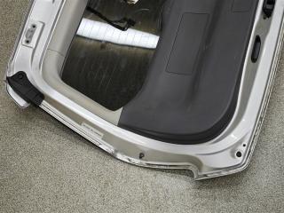 Дверь пятая Prius Alpha 2013 ZVW41 2ZRFXE