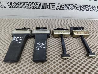 Ограничитель открытия двери Discovery 2006 L319 AJ41
