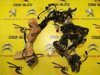 Электропроводка двигателя Peugeot 207 2010