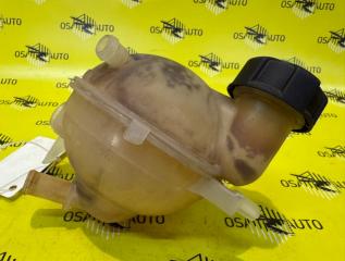 Запчасть бачок расширительный Peugeot 308 2008
