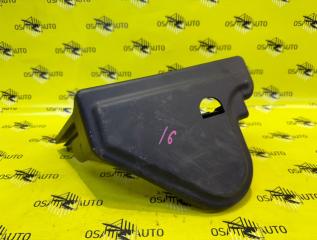 Запчасть крышка дефлектора воздуха Peugeot 308 2010