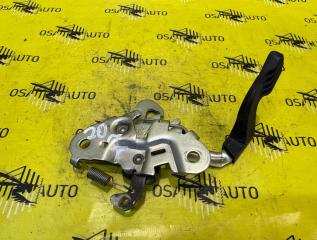 Запчасть замок капота Peugeot 207 2010