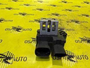 Запчасть резистор вентилятора охлаждения Peugeot 207 2009