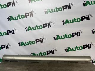 Накладка на порог левая Toyota Avensis 2008