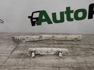 Запчасть клипса бампера задняя левая Mitsubishi Outlander 2006