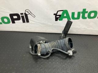 Запчасть патрубок воздушного фильтра Toyota Camry 2008