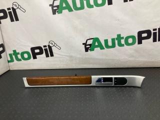 Запчасть накладка двери передняя левая Volkswagen Touareg 2007