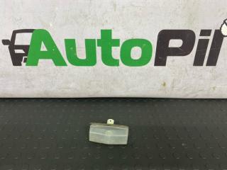 Запчасть фонарь освещения номерного знака Toyota Prius 2009