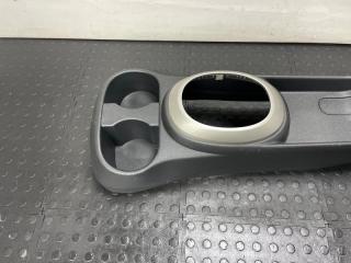 Консоль КПП Ist 2002 NCP61 1NZFE