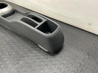 Консоль КПП Ist 2002 NCP61 1NZFE