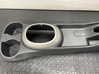 Консоль КПП Ist 2002 NCP61 1NZFE