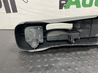 Консоль КПП Ist 2002 NCP61 1NZFE