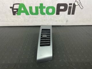 Запчасть дефлектор воздушный правый Mitsubishi Outlander 2009