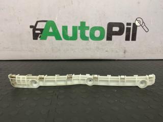 Запчасть клипса бампера задняя левая Mitsubishi Outlander 2009