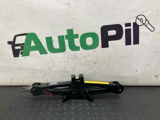 Запчасть домкрат Toyota Wish 2010