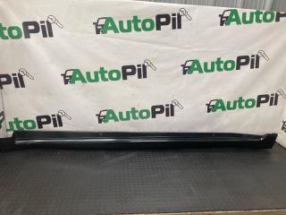 Накладка на порог левая Toyota Avensis 2011