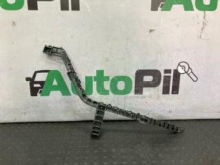 Фото запчасти клипса бампера задняя правая Honda Accord 2010 контрактная запчасть Запчасть клипса бампера задняя правая Honda Accord 2010