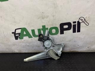 Стеклоподъемник задний левый Toyota Prius 2016