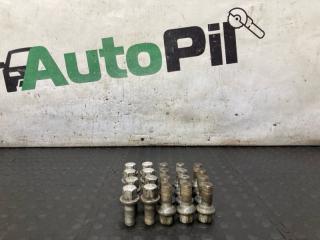 Запчасть болт колесный Mercedes-Benz E-Class 2013