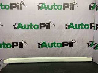 Накладка на порог правая Honda Accord 2000