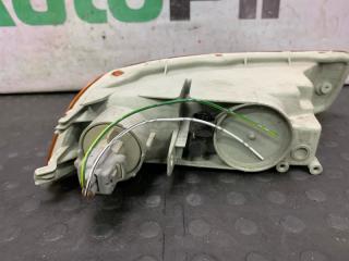 Повторитель в бампер правый Caldina 1996 ST191G 3SFE