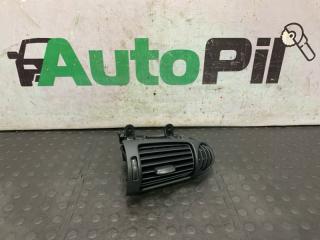 Запчасть дефлектор воздушный передний левый Mercedes-Benz C-Class 2006