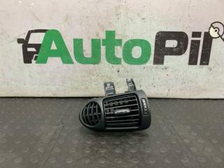 Запчасть дефлектор воздушный передний правый Mercedes-Benz C-Class 2006