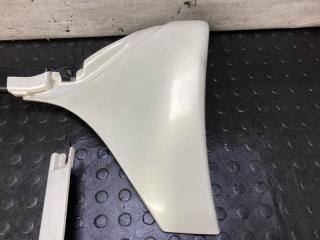 Накладка на порог Ist 2003 NCP65 1NZFE