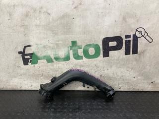 Запчасть патрубок воздушного фильтра Volkswagen Passat 2011