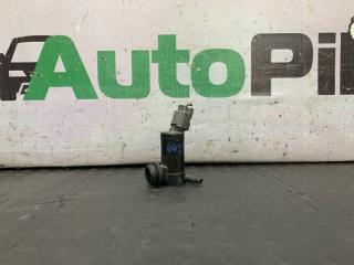 Фото запчасти насос омывателя Subaru Forester 2006 контрактная запчасть Запчасть насос омывателя Subaru Forester 2006