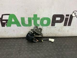 Замок багажника Toyota Corolla Runx 2001