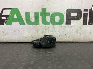 Замок багажника Toyota Wish 2010 контрактная Замок багажника Toyota Wish 2010