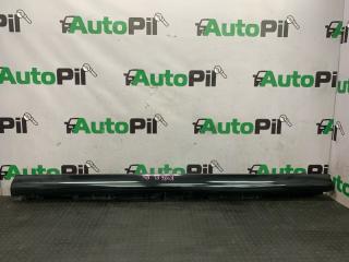 Накладка на порог левая Toyota Avensis 2008