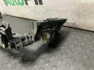 Кронштейн решетки радиатора E-Class 2014 W212 274.920