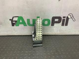 Фото запчасти педаль газа Mercedes-Benz E-Class 2014 контрактная запчасть Запчасть педаль газа Mercedes-Benz E-Class 2014