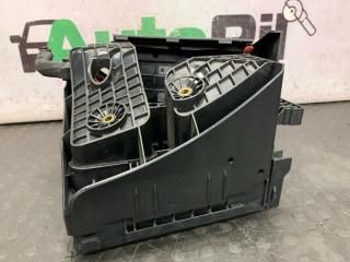 Блок предохранителей Tiguan 2014 5N2 CCZD