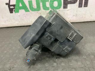 Блок предохранителей Mitsubishi Pajero V98W 4M41