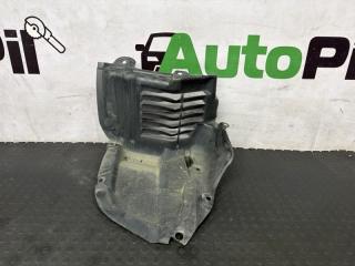 Подкрылок передний правый Toyota Cresta 2001